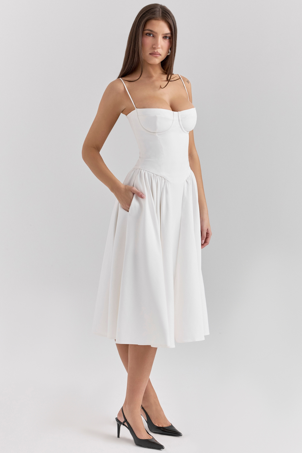 Solène – Vestido Midi com Corset em Sarja